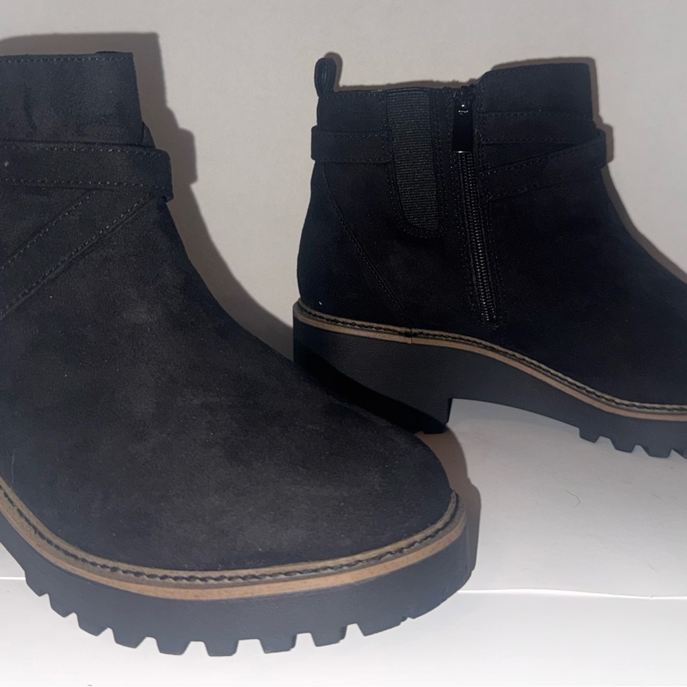 TORRID BUCKLE WEDGE BLACK ANKLE BOOTIE WOMEN'S 8.5 WW WORN ONCE - Picture 4 of 7